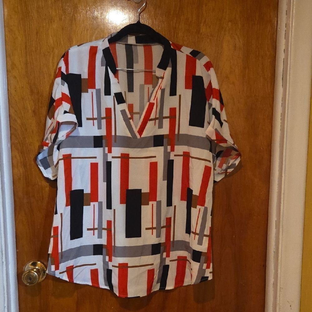 Plus Geometric Print Batwing Sleeve Blouse